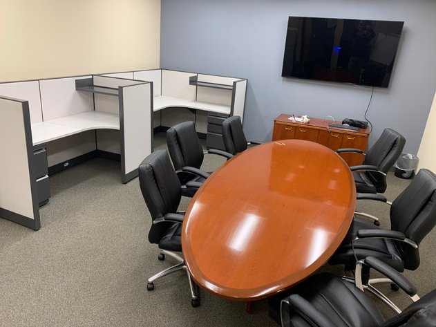 Executive Office Furniture & Equipment